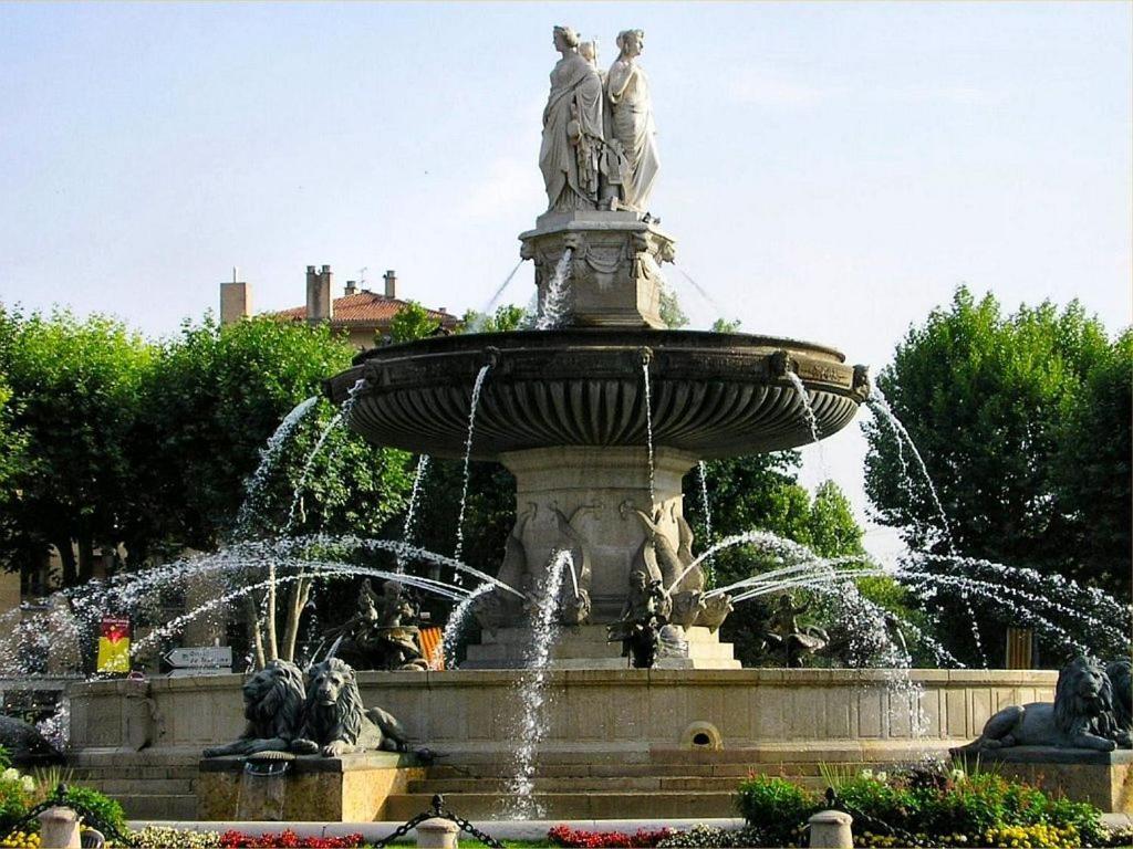 Apartamento Aix-En-Provence : Le Boudoir Du Centre Historique Exterior foto