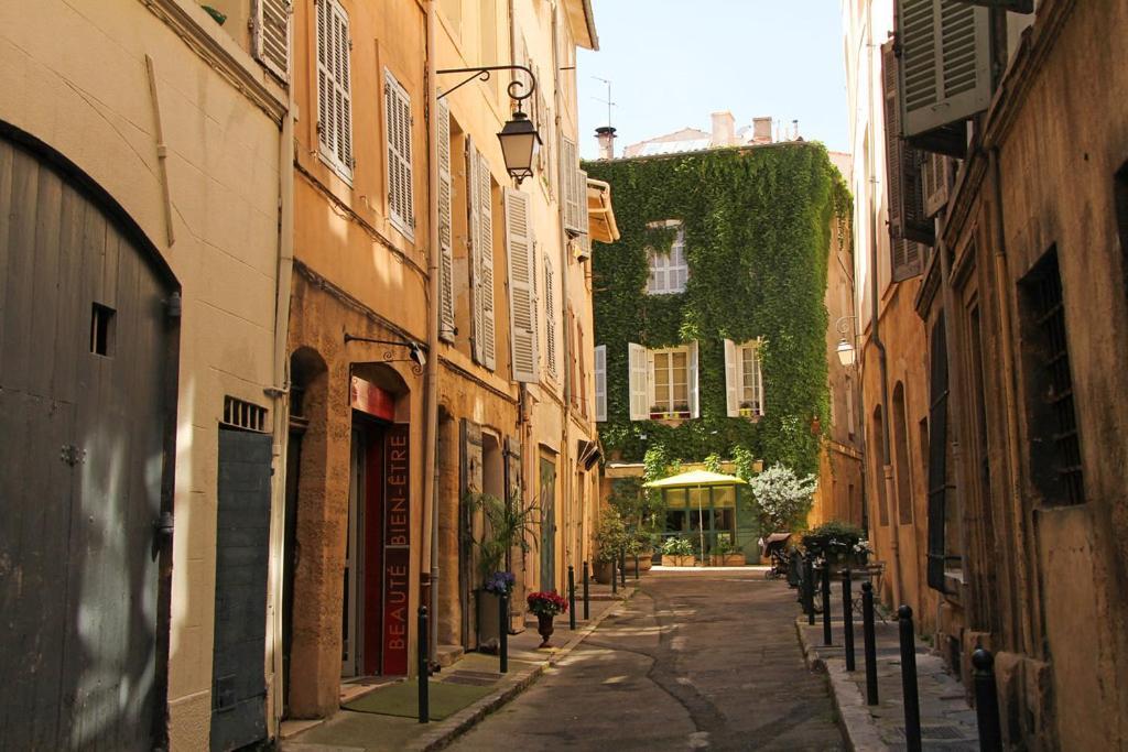 Apartamento Aix-En-Provence : Le Boudoir Du Centre Historique Exterior foto