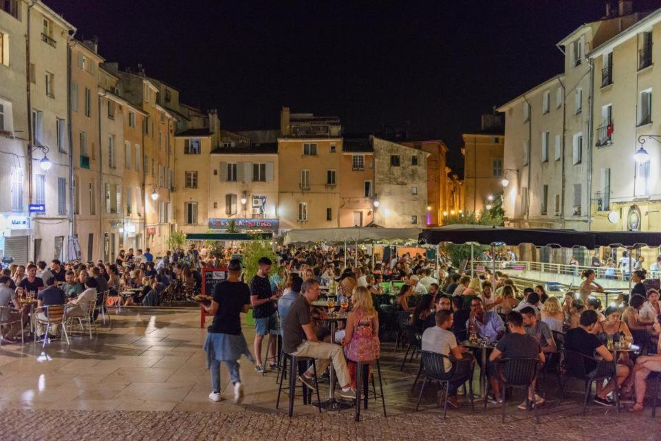 Apartamento Aix-En-Provence : Le Boudoir Du Centre Historique Exterior foto