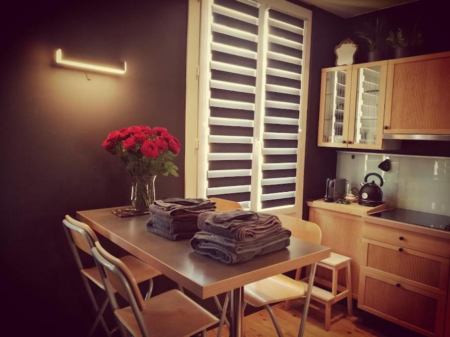 Apartamento Aix-En-Provence : Le Boudoir Du Centre Historique Exterior foto